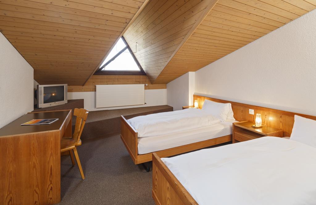 Hotel & Restaurant Chaernsmatt Ротенбург Номер фото